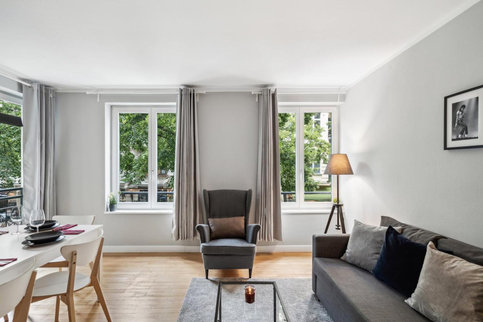 Traumhafte Wohnung Mitten In Charlottenburg Berlin Exterior photo